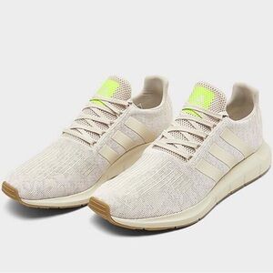 Men’s Adidas Swift Run